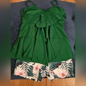 🎁Green Ruffle Tankini Top with Floral Swim Shorts